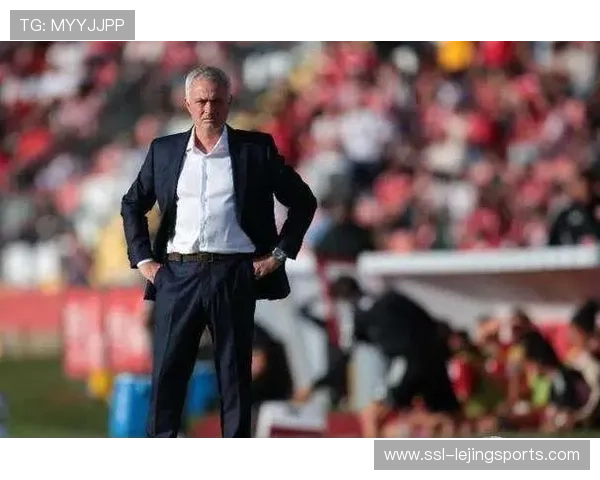 穆里尼奥回归首秀,本菲卡主场誓破欧冠进球荒